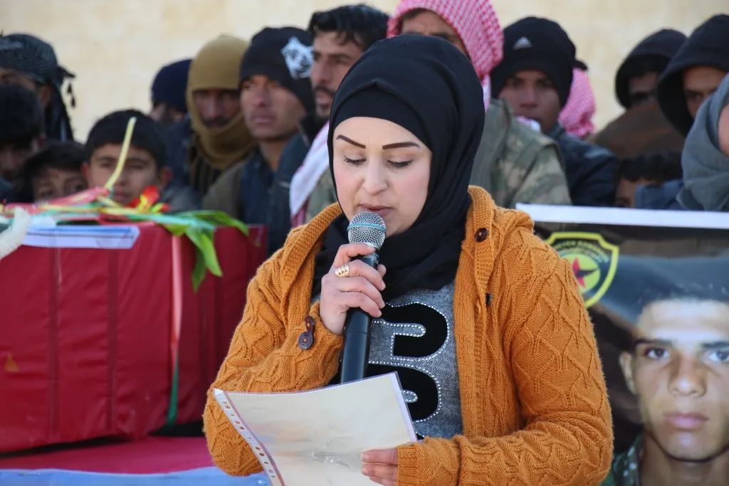 Manbij bids martyr as he confronted Turkey's mercenaries farewell