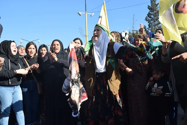 Committee of Leader, Ocalan's Freedom  issues statement amid protesters in front of UN High Commissioner