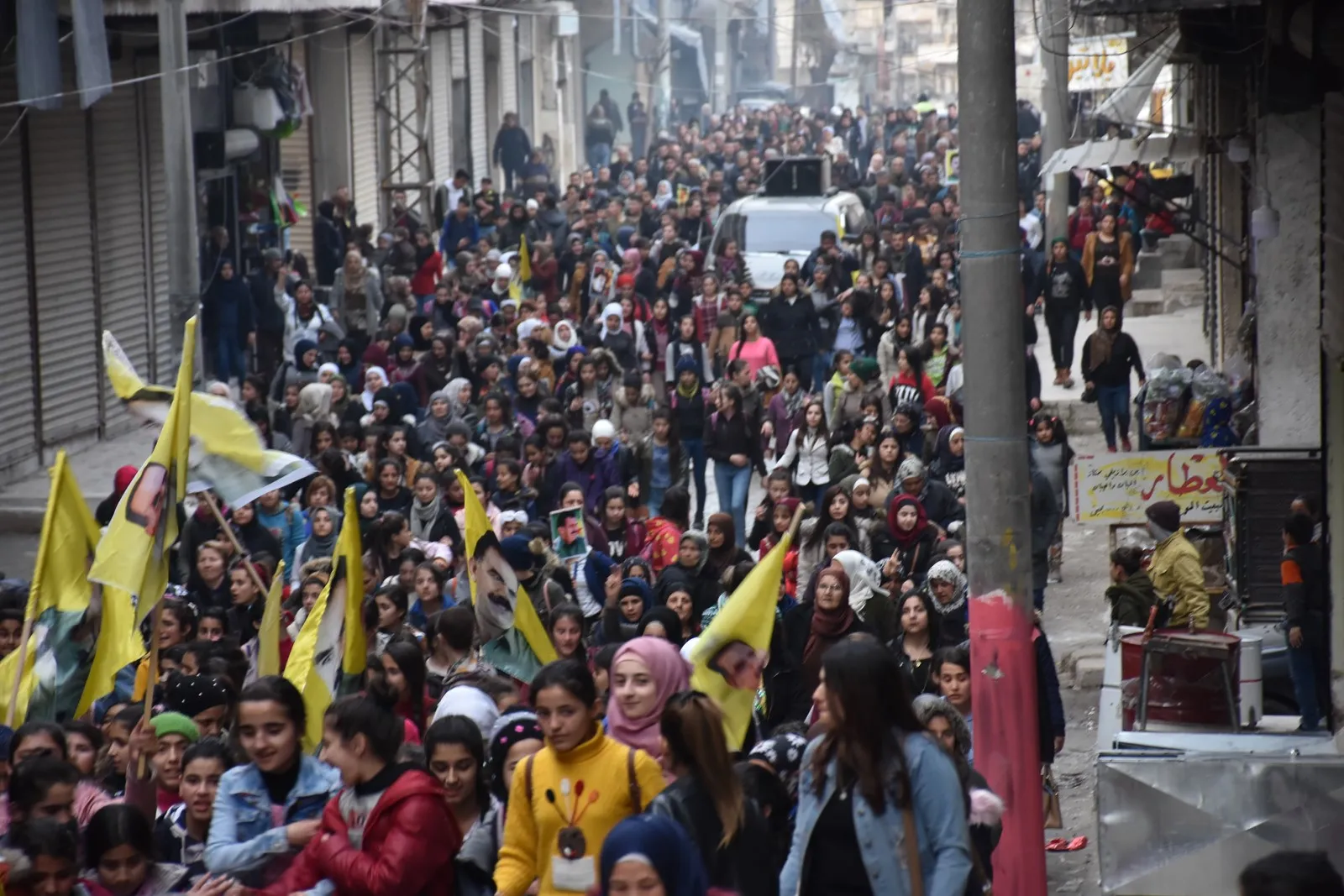 Aleppo...  statement and demonstration to uncover health of Ocalan