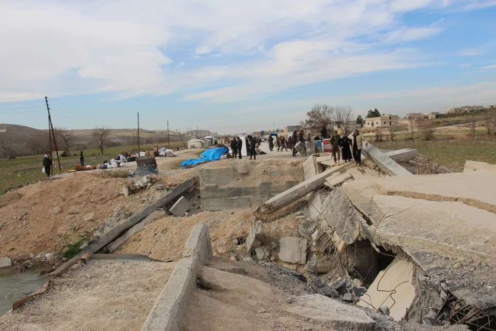 Displaced continue flocking from Idlib to NE Syria