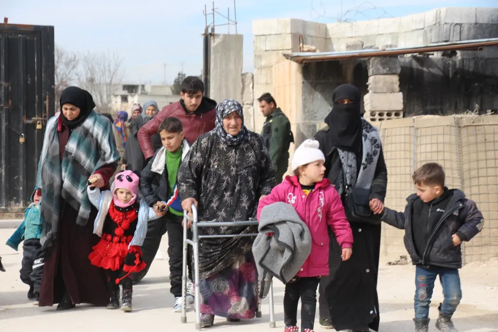 Displaced continue flocking from Idlib to NE Syria