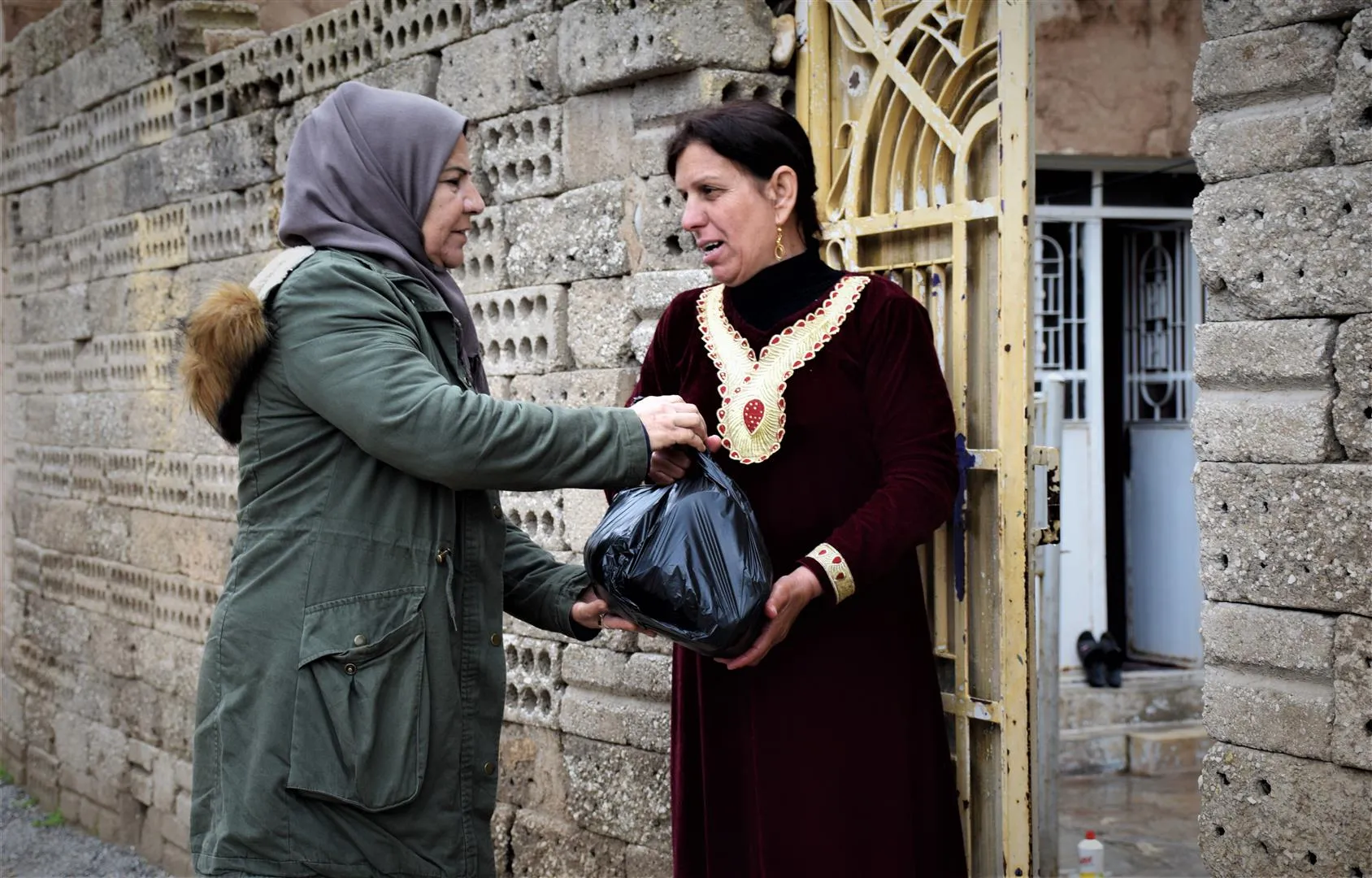 Distribution of food aid on needy and low-income families