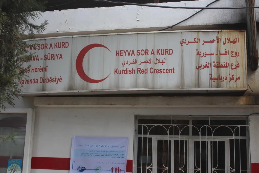 ​​​​​​​Two emergency field clinics established by Kurdish Red Crescent