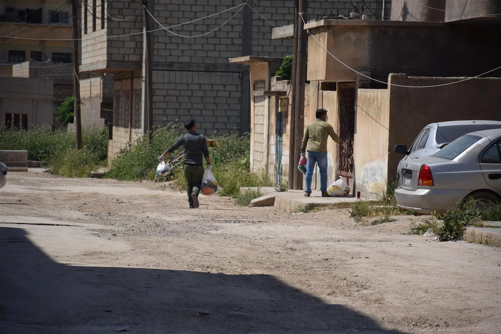 Food rations distributed to Hasakah’s district under quarantine