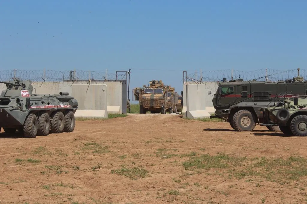 New joint patrol; Turkish armored vehicle try to intimidate journalists
