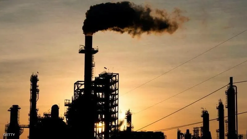 After the collapse ... U.S. oil barrel rises 30 percent