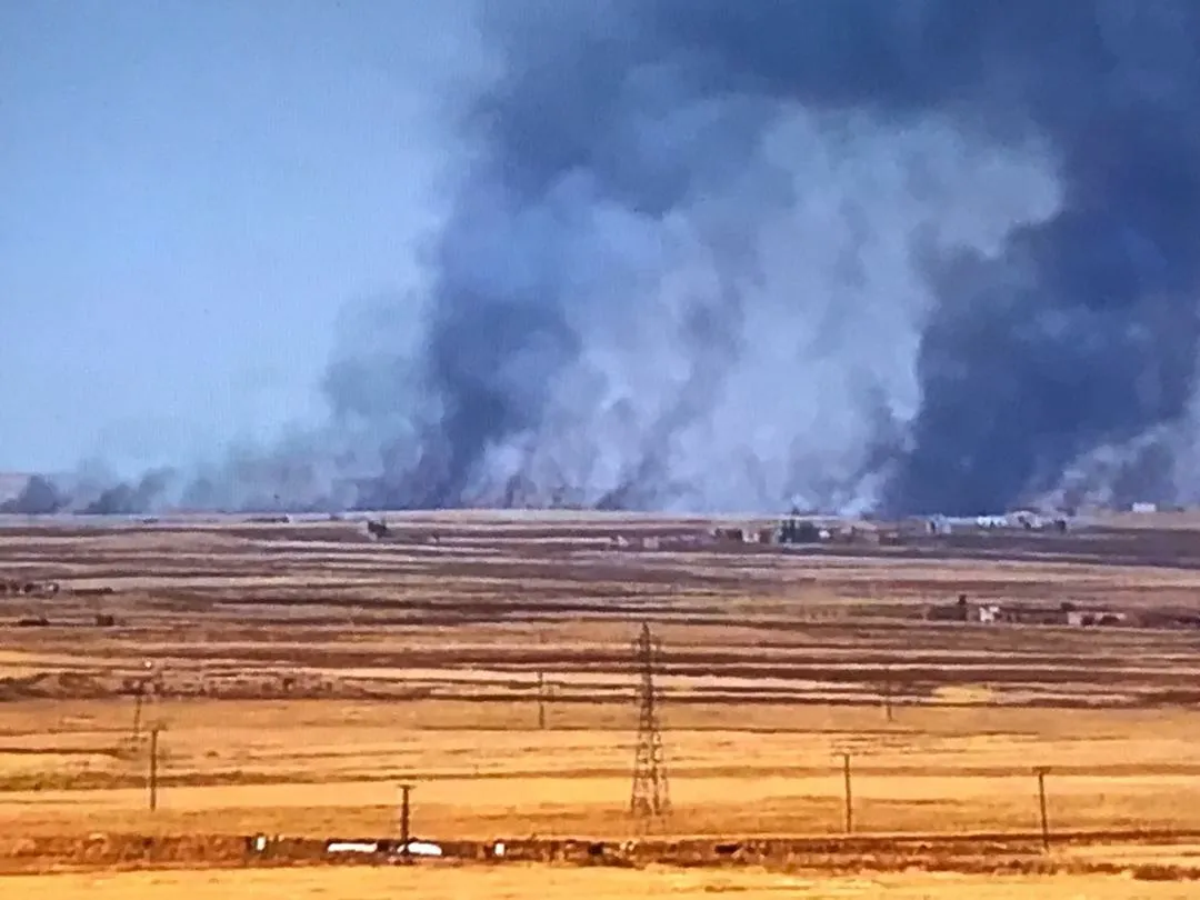 Occupation army burns agricultural fields in Tel Tamr countryside