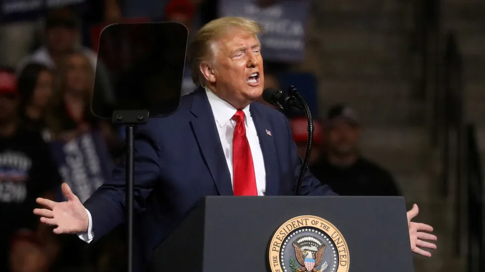 Trump informs Congress of Washington's withdrawal from WHO