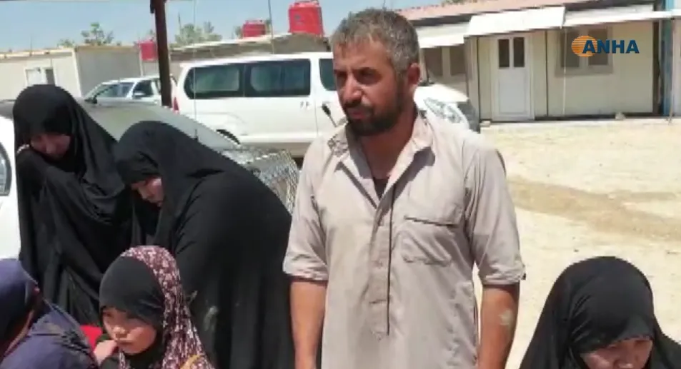 Russian ISIS women tried to flee with the driver of the Syrian Red Crescent