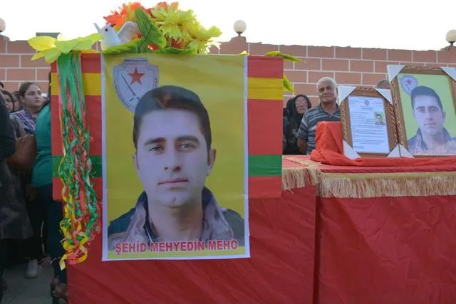 Body of Martyr Mazloum laid to rest in Tirbespiyê