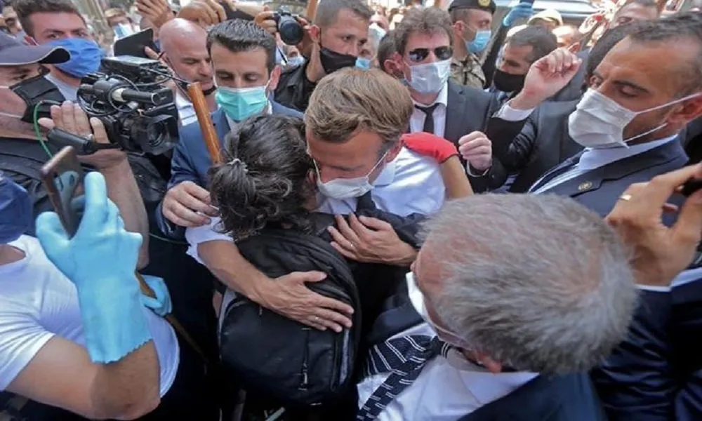 ​​​​​​​After listening to Lebanese people ... Macron warns Lebanese politicians, announces 2 humanitarian, political initiatives