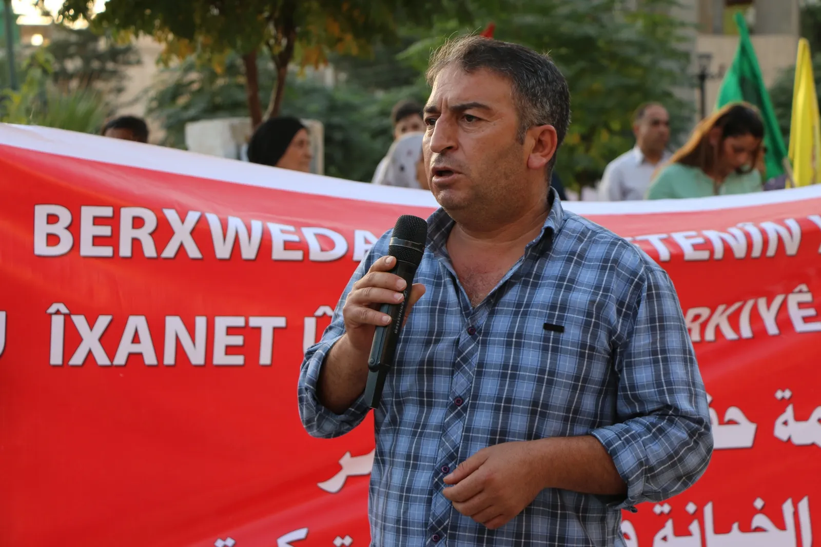 Aleppo people marched to support Imrali resistance