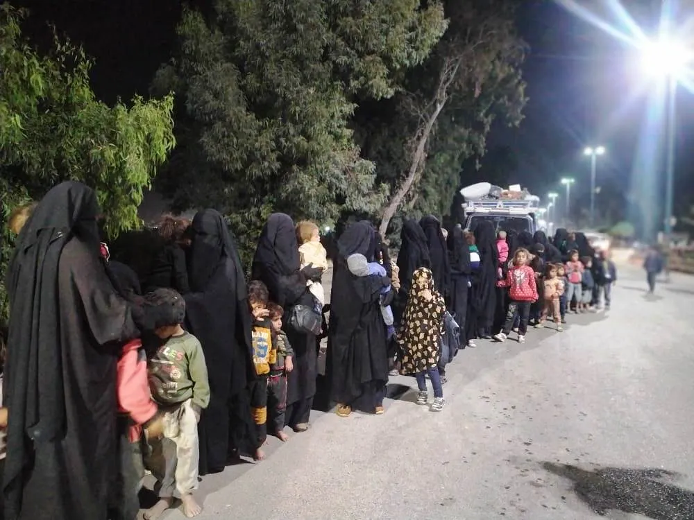 Women who left Al-Hol Camp arrive at Raqqa
