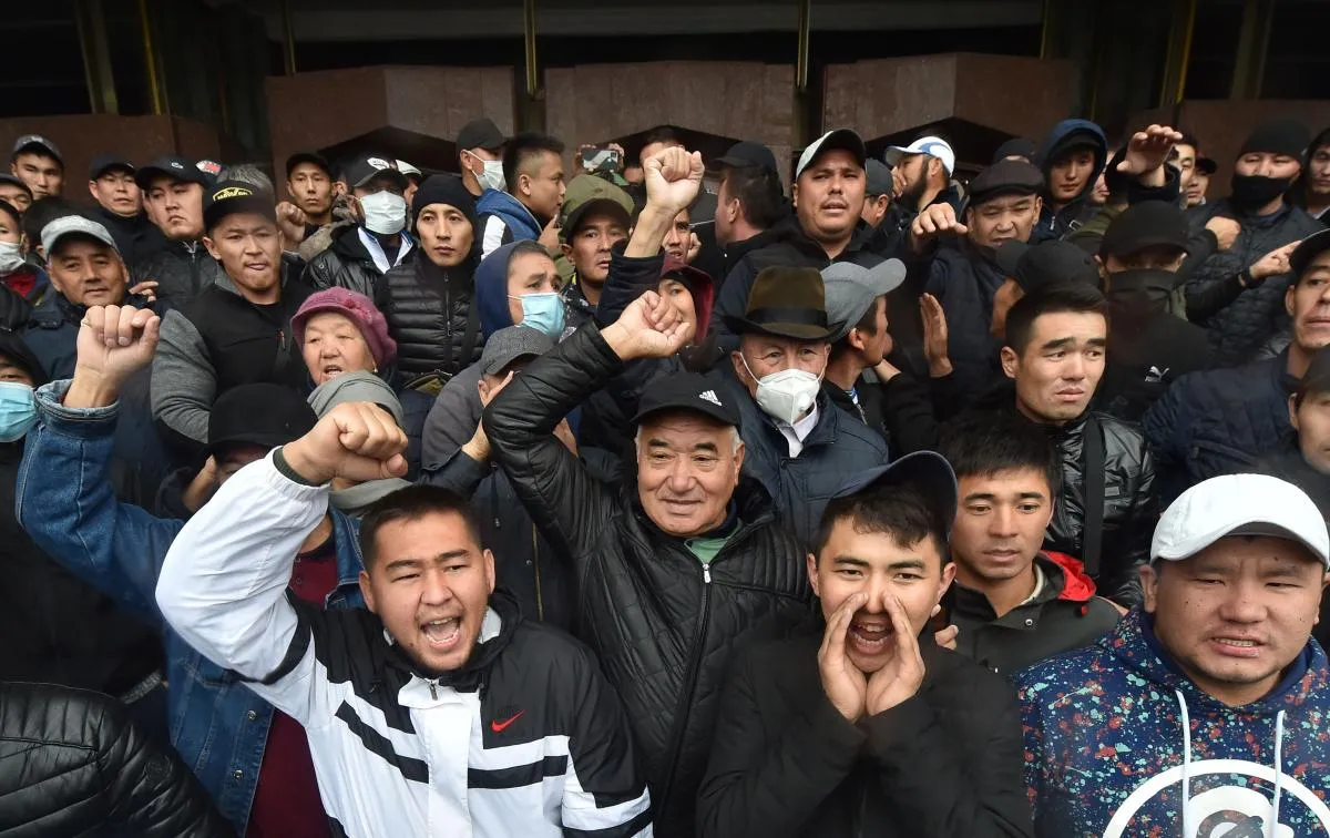 The opposition in Kyrgyzstan seizes power