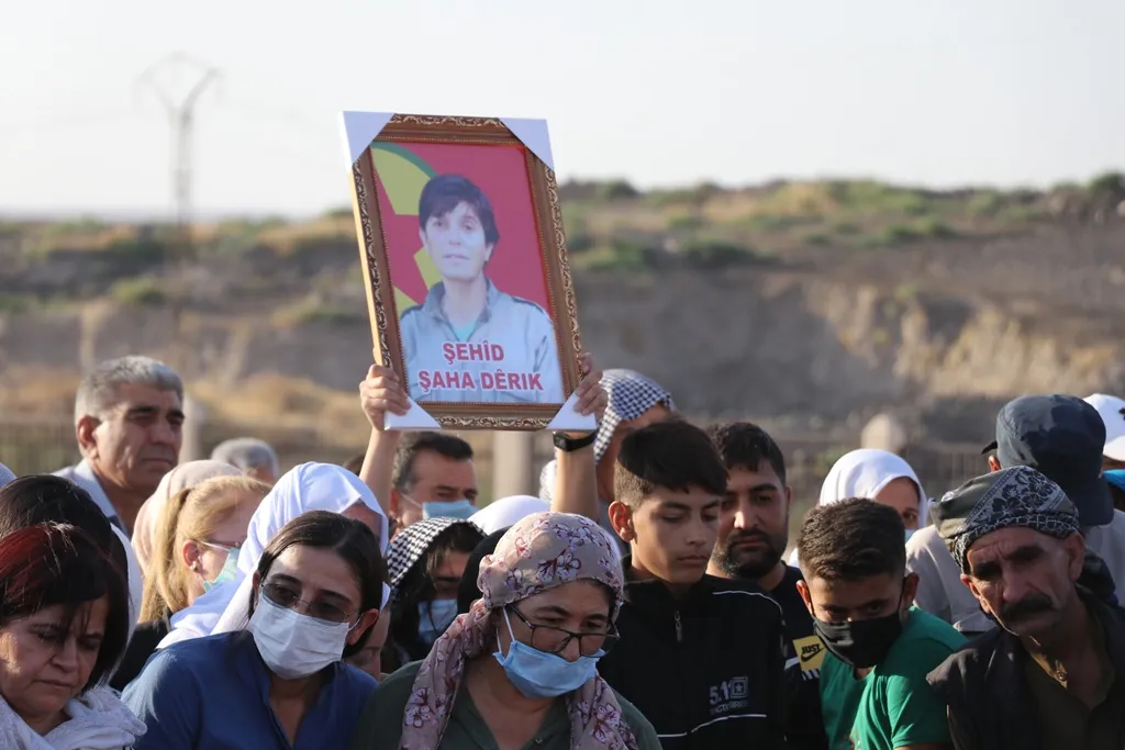 Mourners: Shaha's struggle is immortal