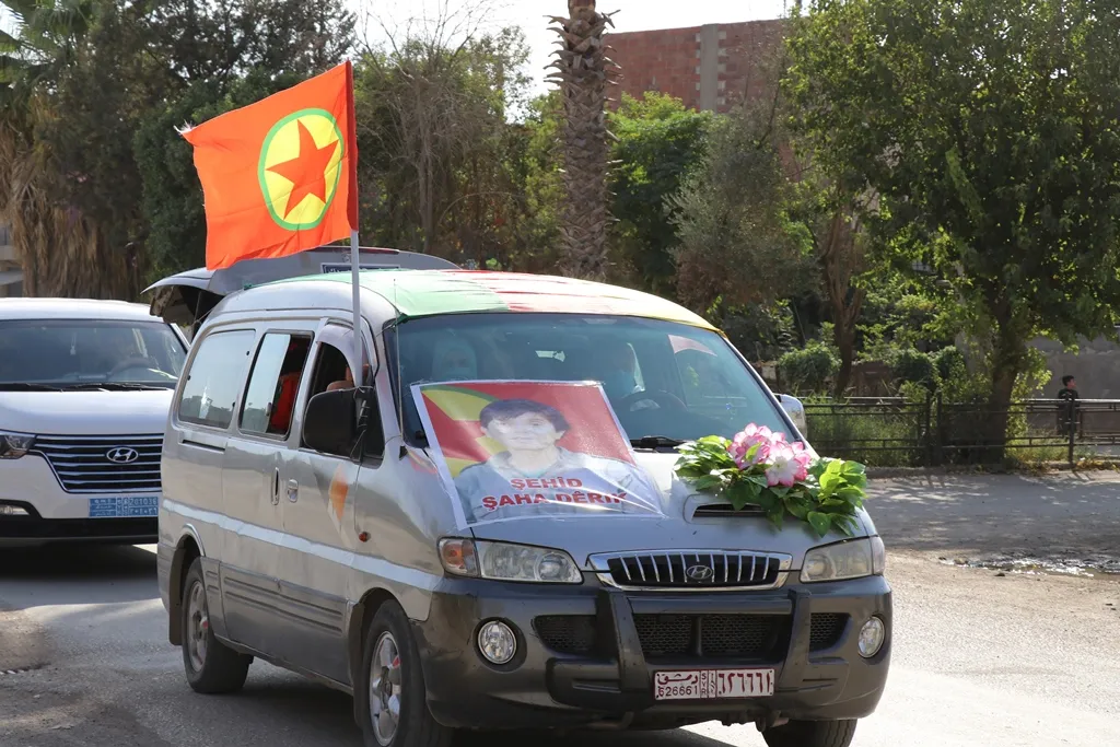 Mourners: Shaha's struggle is immortal