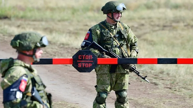 Soldier kills 3 people at Baltimore Airport, central Russia