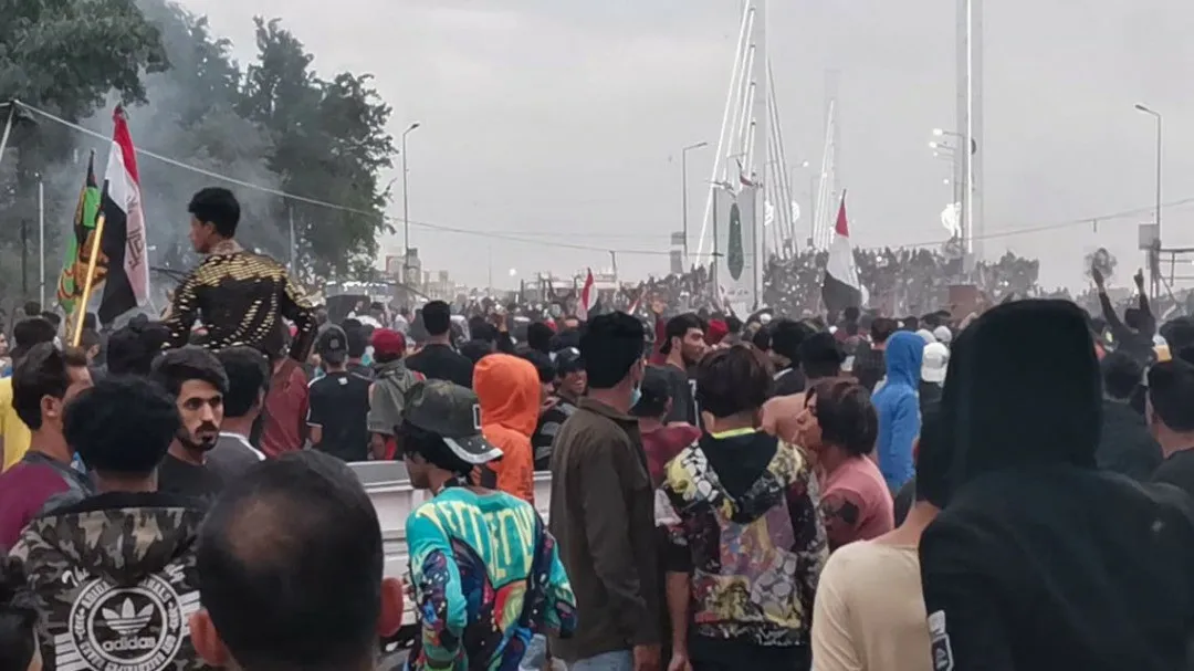 Iraq ... after evening clashes, demonstrations and road blockages in Dhi Qar