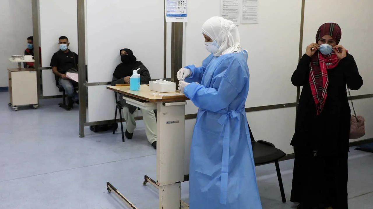 Covid-19 puts Lebanon into an ICU