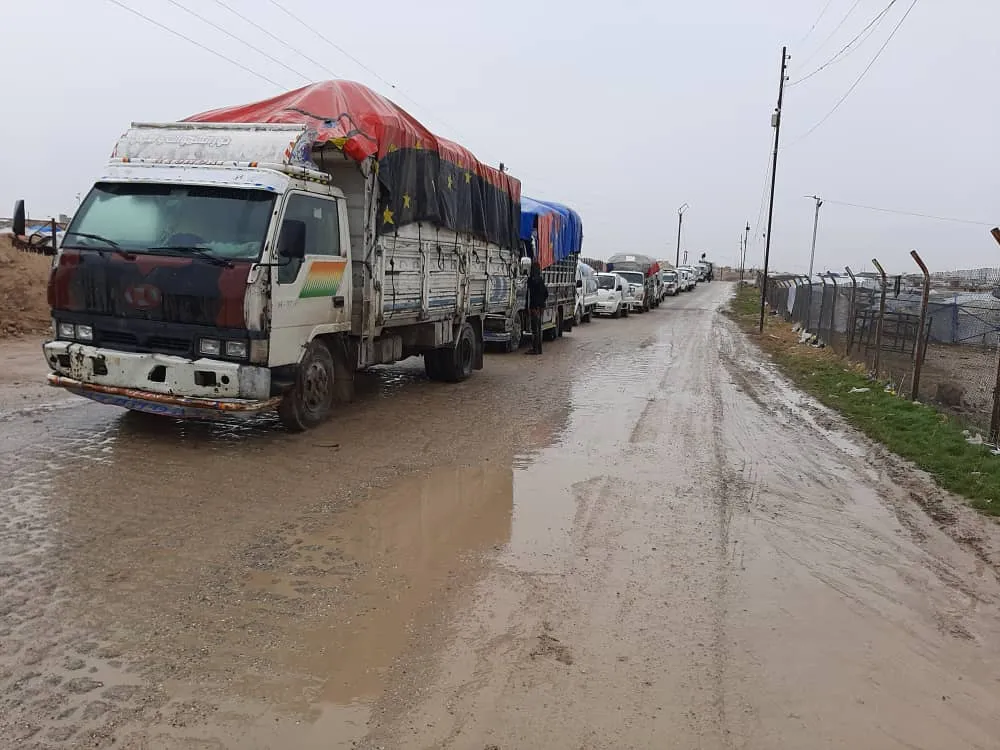 Syrian families leave the al-Hol Camp