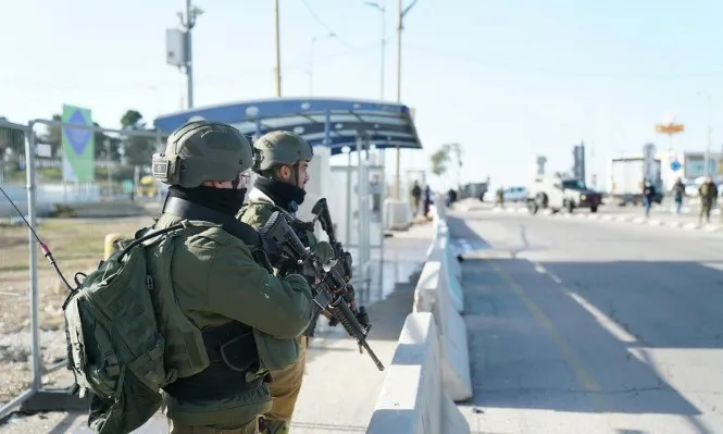 Israeli army kills youth Palestinian south Bethlehem