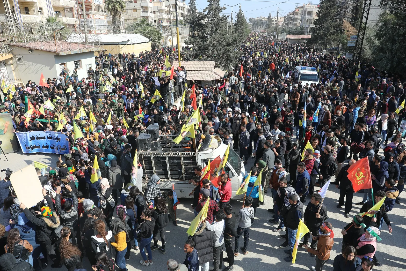 Qamishlo.. tens of thousands denounce international conspiracy on 22nd anniversary