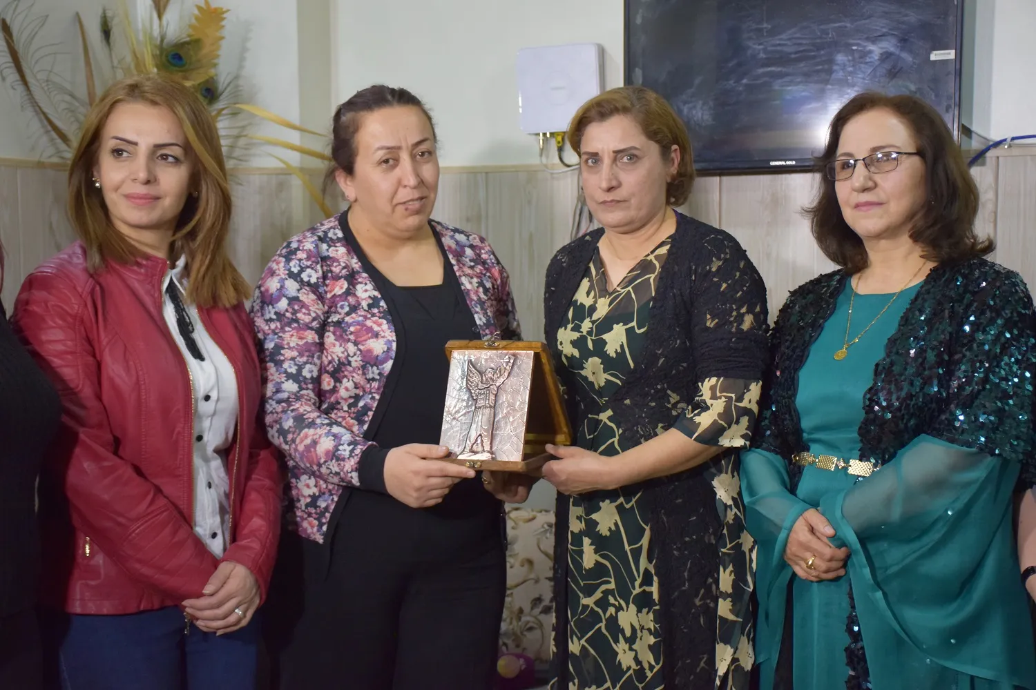 Women’s Council in North and East Syria visits institutions on March 8th occasion