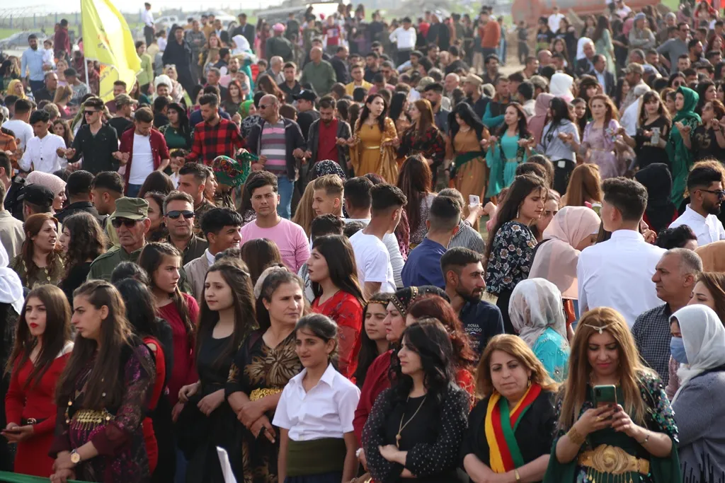 Videos of Newroz 2021 celebrations in Derîkê