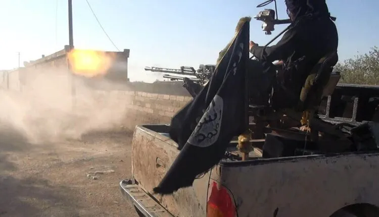 Five "5th Corps" killed, injured in an ISIS attack on rural Hama