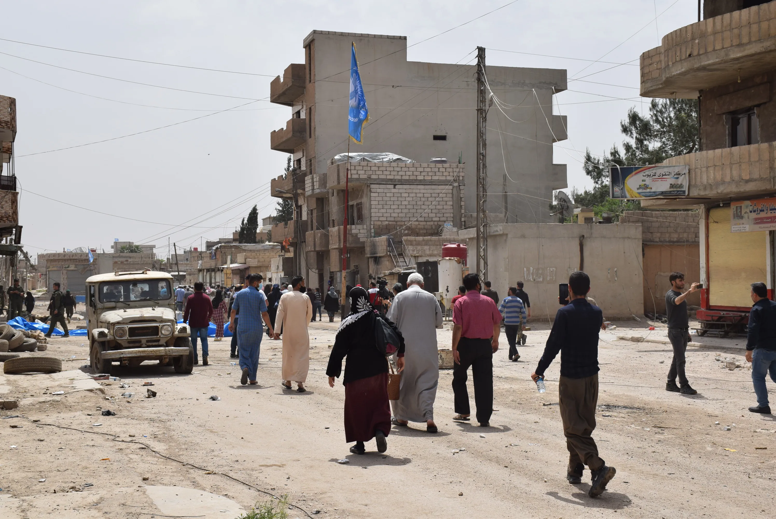 Tayy neighborhood's residents thank Internal Security Forces