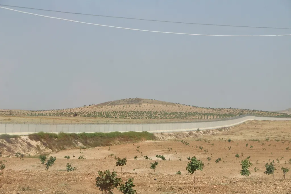 Kobane people: we will not allow Turkey to occupy our lands