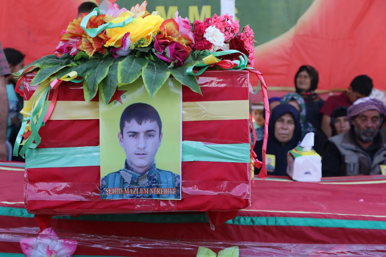 In solemn funeral ceremony, Afrin bid farewell to martyr Mazloum
