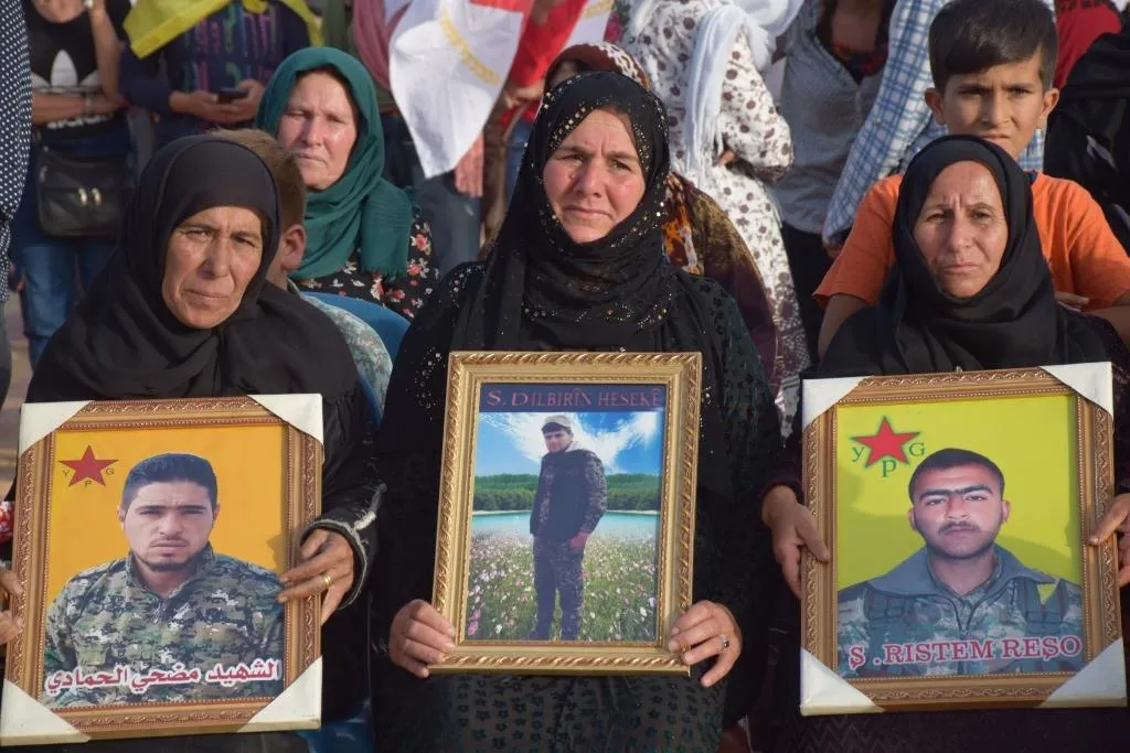 Martyrs' families in Hasakah recall 114 martyrs at Martyr Dijwar Cemetery