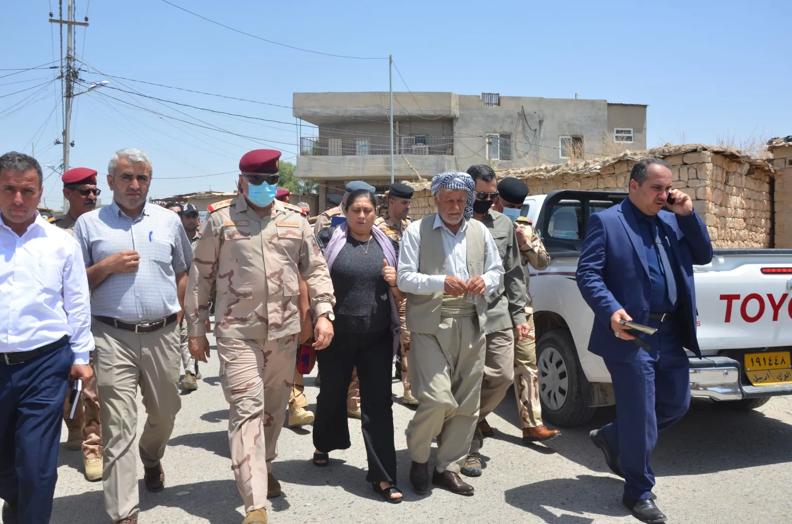 Iraqi governmental and security delegation meets Mexmûr Camp's people
