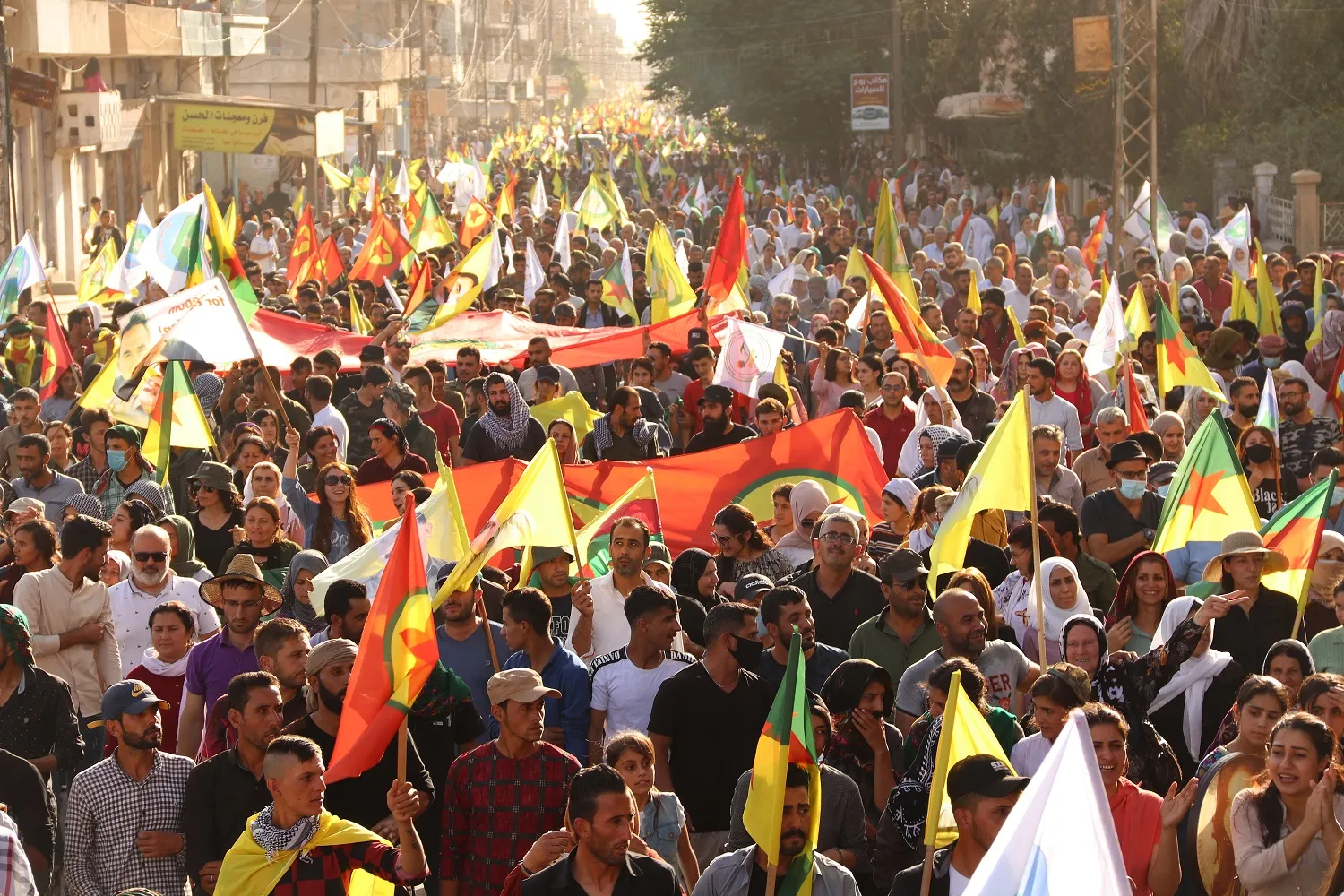 During Dignity March... Demands for Peshmerga forces to withdraw from HPG points