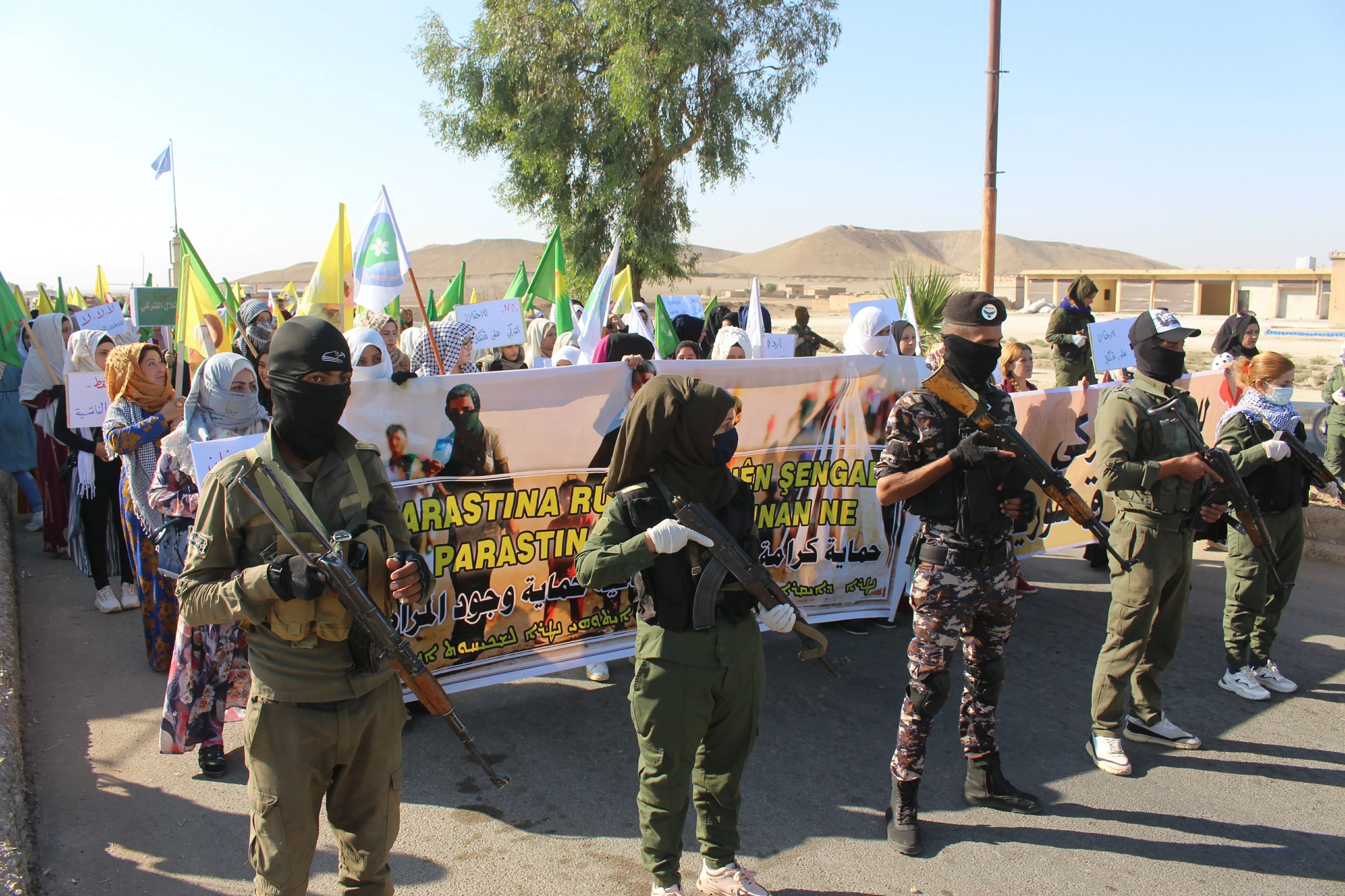 Qamishlo people condemn PDK and Turkish attacks on Guerrilla