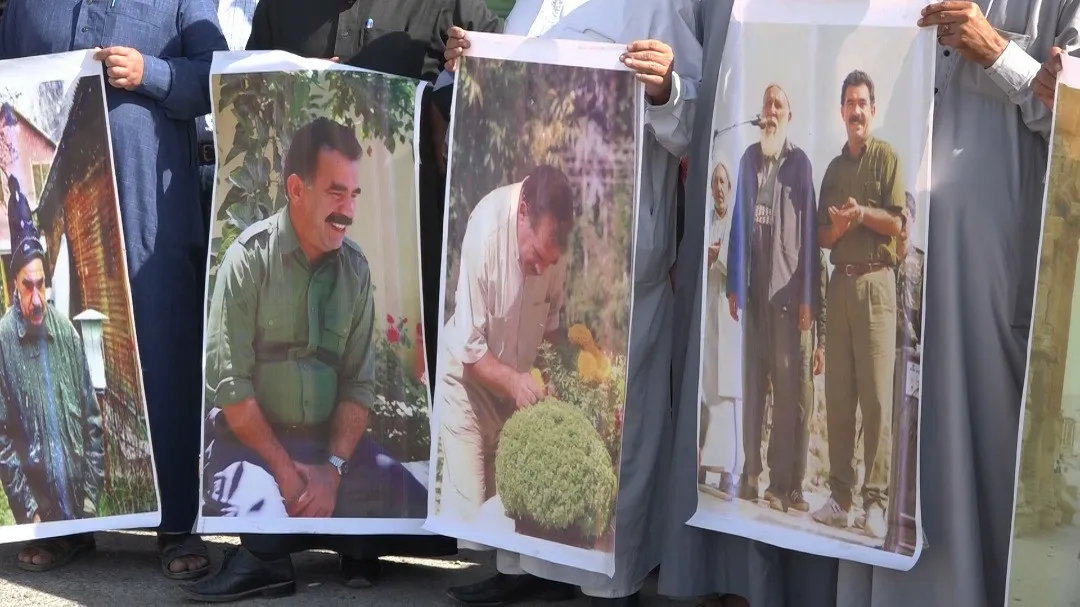Deir ez-Zour people demand physical freedom for leader Ocalan