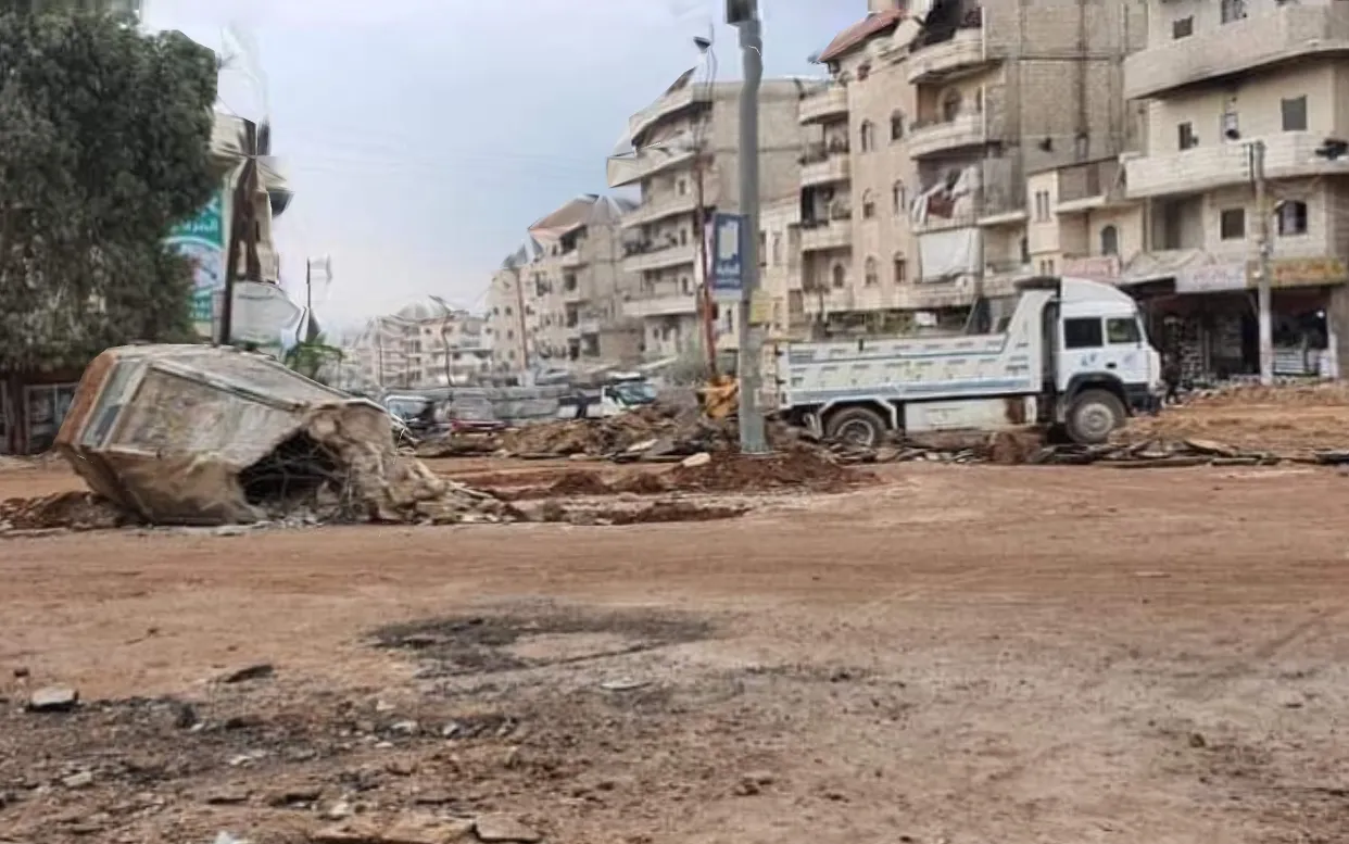 ​​​​​​​Turkish occupation destroys model of Newroz Roundabout in occupied city of Afrin