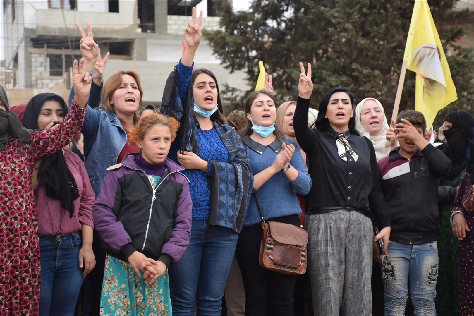 ​​​​​​​People of Al-Hasakah city celebrate World Day in solidarity with Kobani resistance