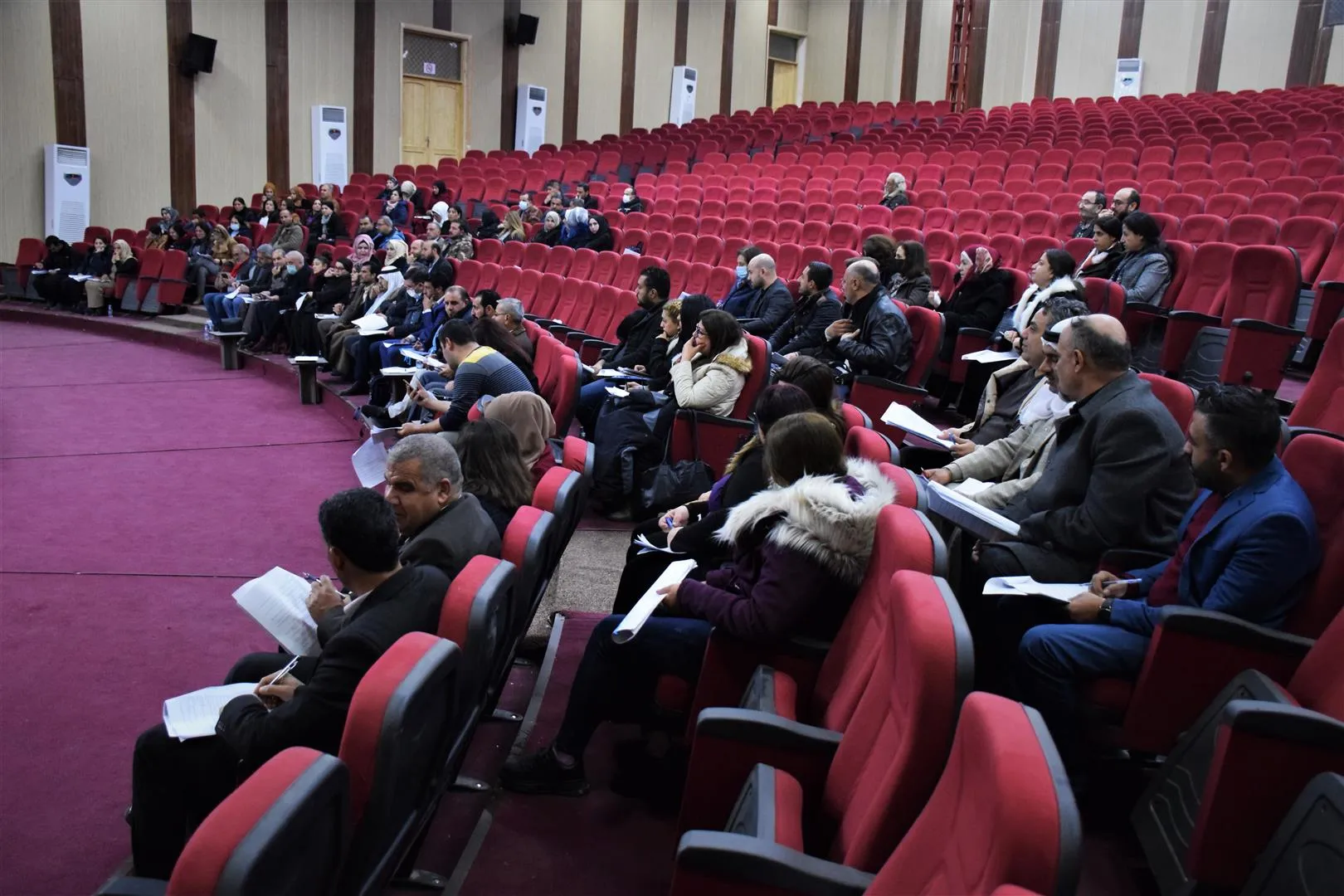 Third day of Social Contract meetings deal with system of councils and communes
