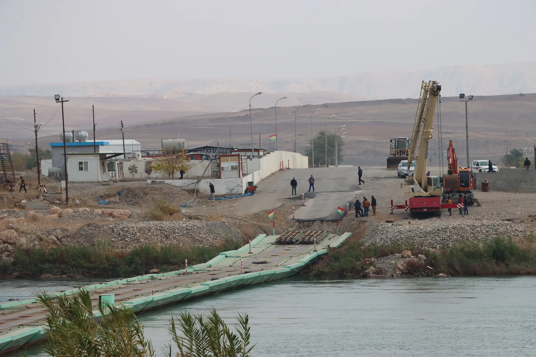 KDP closes the second bridge of Faysh Khabur border crossing with Rojava