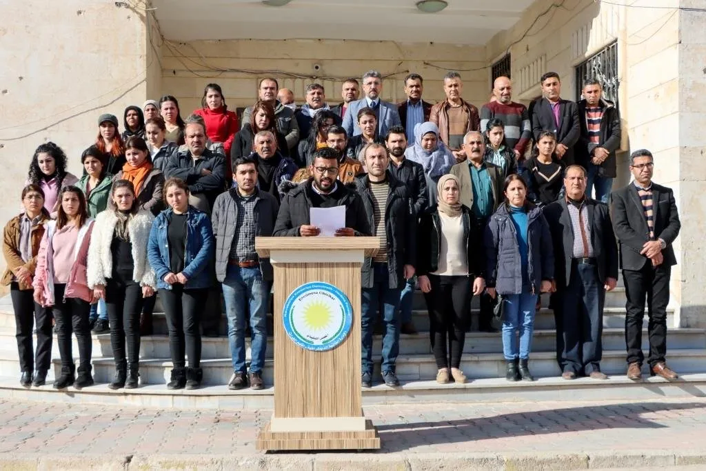 The Autonomous Administration in the Euphrates canton : Şengal's attack opens the way for ISIS