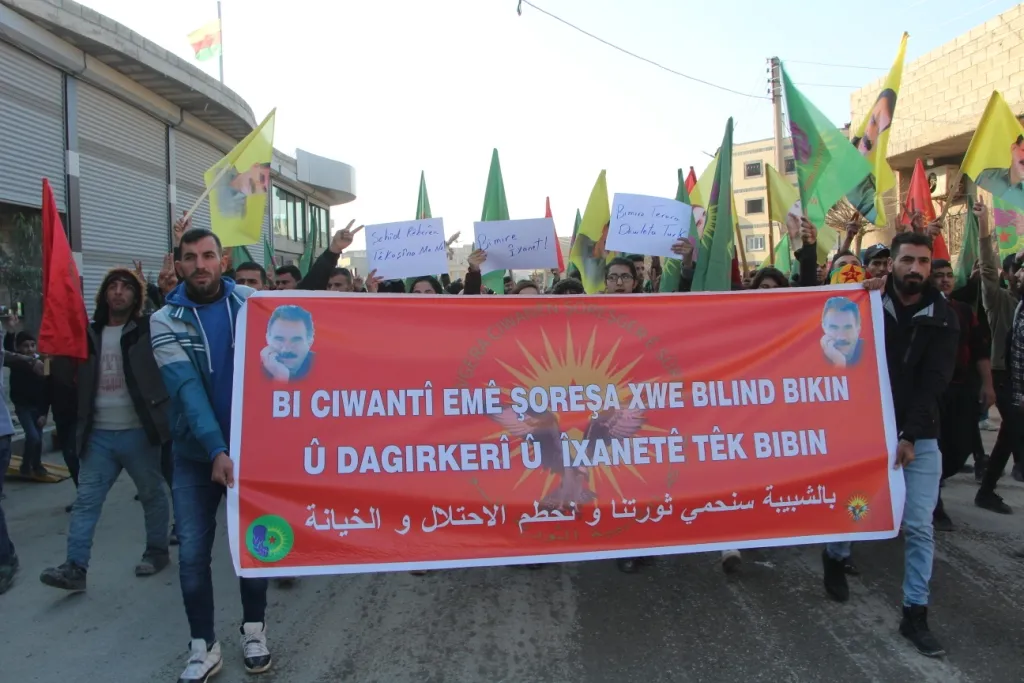 Mass demonstration in Kobane against attacks and betrayal
