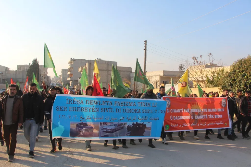 Mass demonstration in Kobane against attacks and betrayal