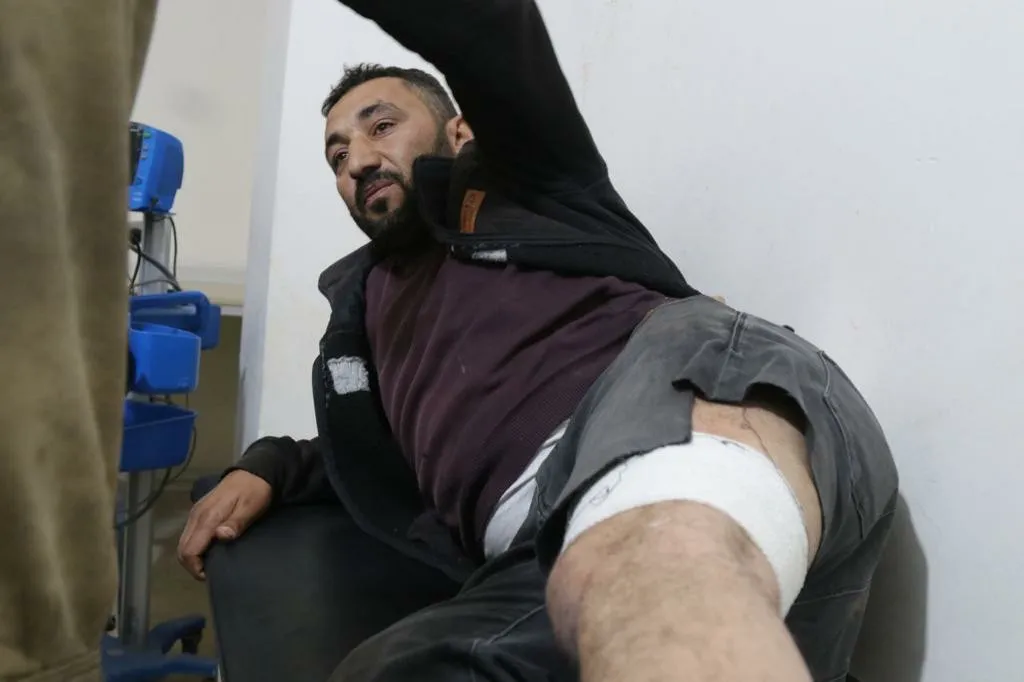 ​​​​​​​5 civilians were injured in the attacks on Kobani