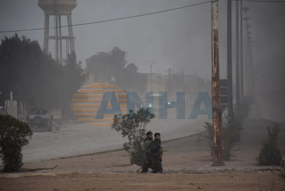 SDF: 300 ISIS mercenaries surrendered