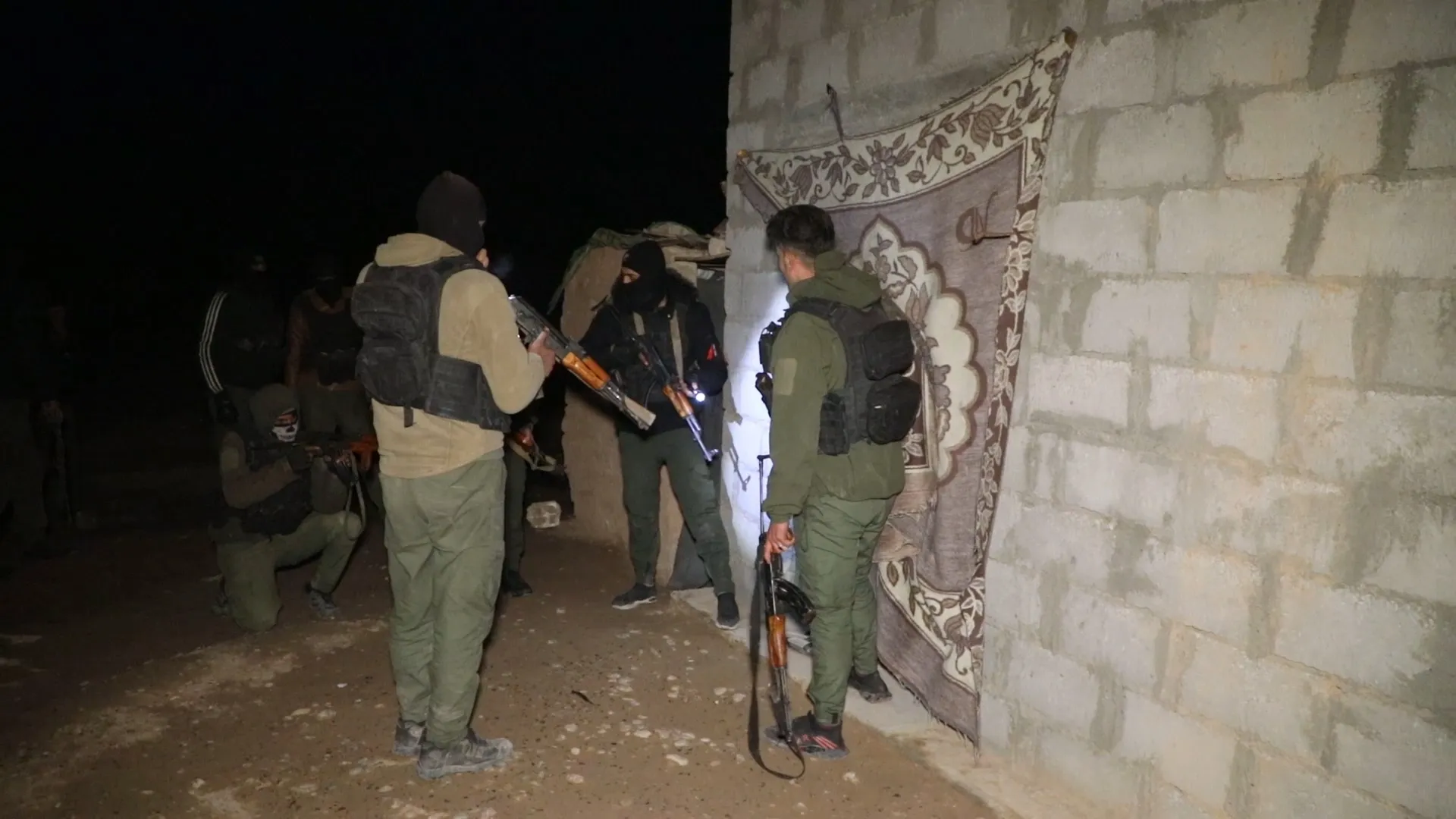 ​​​​​​​17 ISIS mercenaries captured in Deir Ezzor