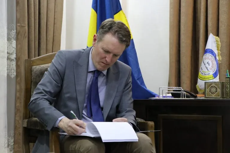 AANES hands over 2 women and their 2 children from ISIS’ families to Sweden
