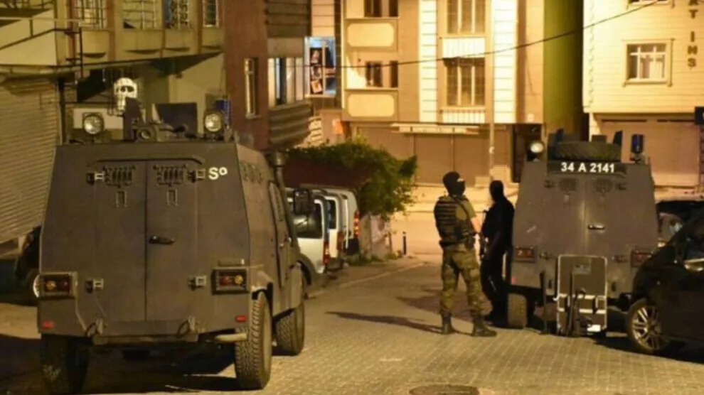 Turkish authorities arrest 2 HDP administrators in Jazer
