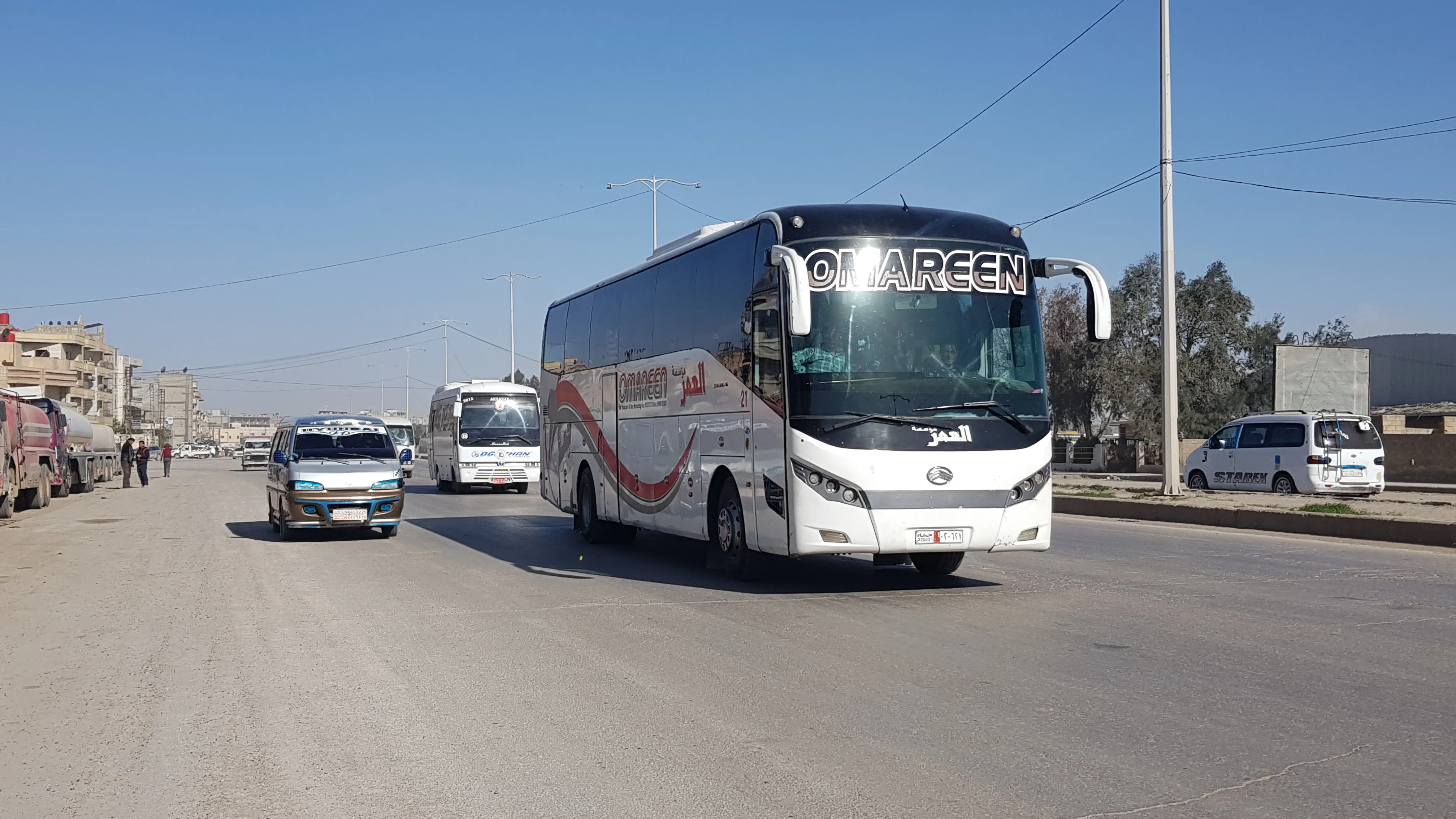 ​​​​​​​Hasakah residents go to Iraqi border to decry separation wall
